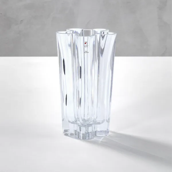 Vaso modello Gerbera di Gio Ponti per Colle Cristalleria