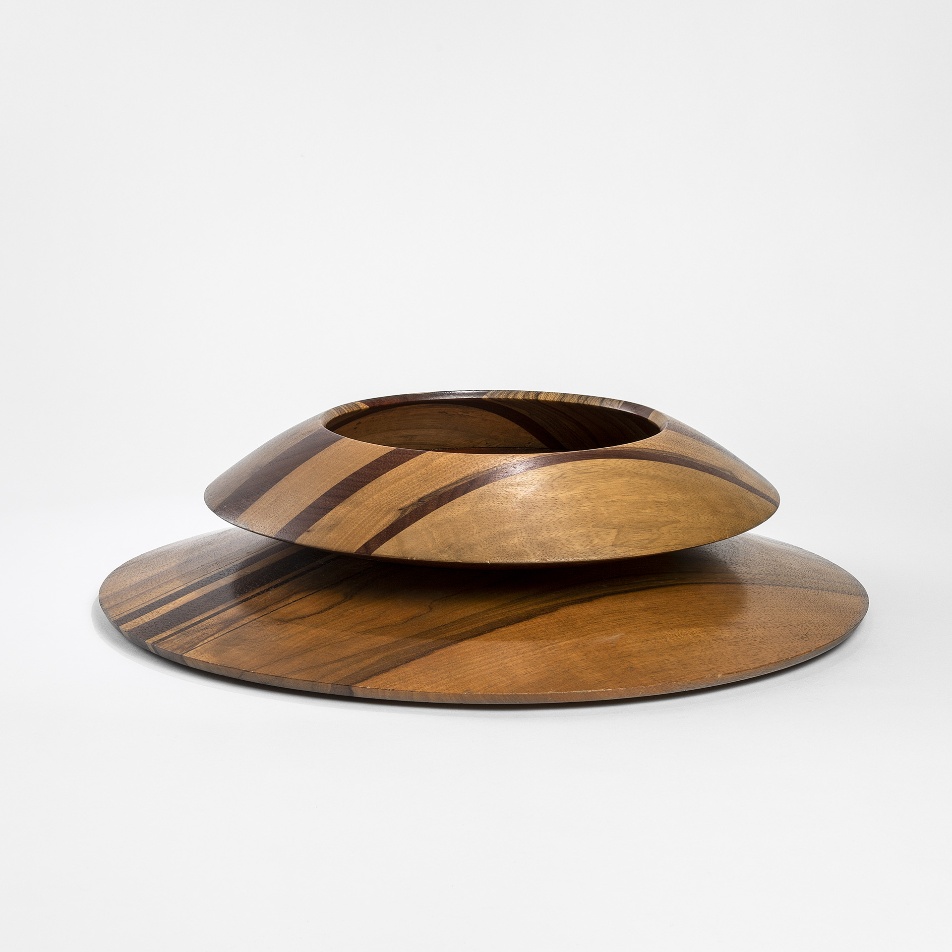 Coppia di centrotavola in legno di Angelo Mangiarotti per Gracchi