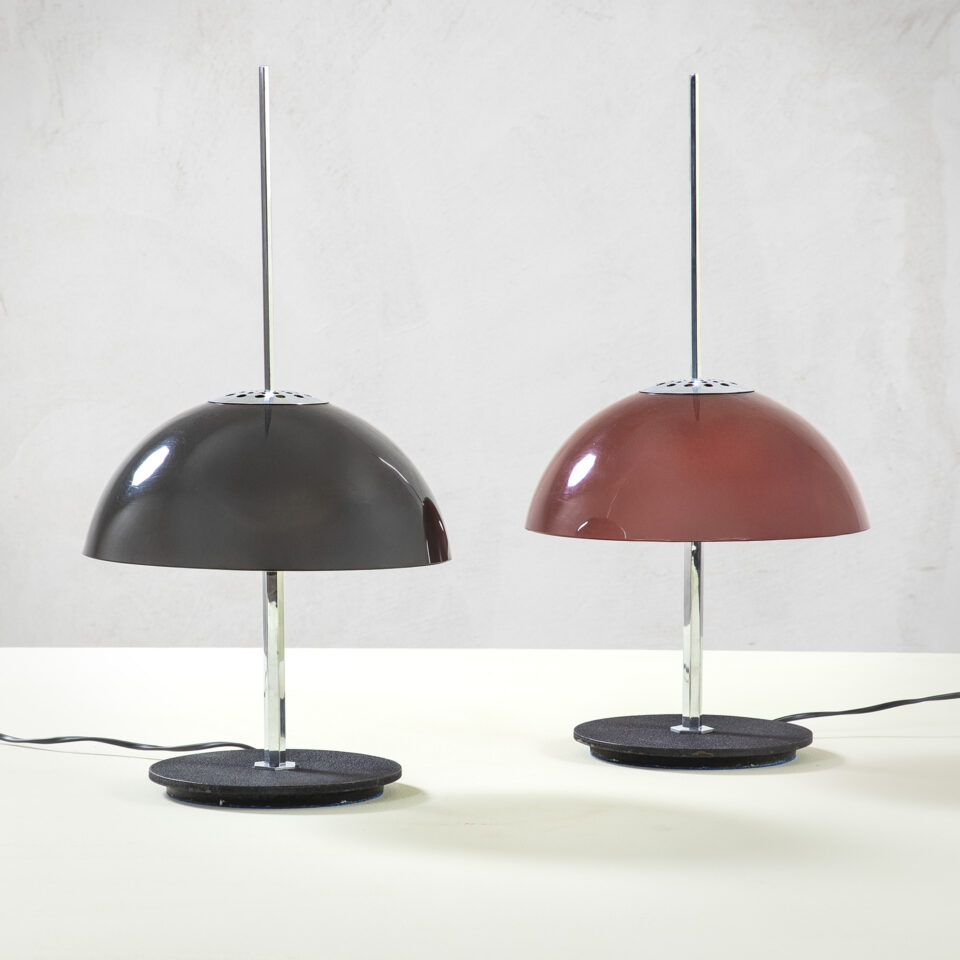 Coppia di lampade da tavolo mod. 584- P di Gino Sarfatti per Arteluce