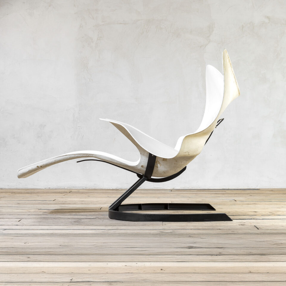 Chaise longue mod. Elephant di Bernard Rancillac
