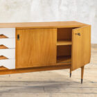 Credenza in legno di Gio Ponti per Dassi