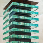 Tavolino in cristallo di Pietro Chiesa per Fontana Arte