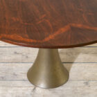 Tavolo mod. 302 di Angelo Mangiarotti per Bernini