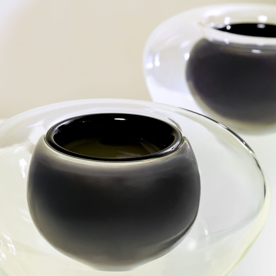 Coppia di lampade da tavolo mod. Saffo di Angelo Mangiarotti Coppia di lampade da tavolo mod. Saffo di Angelo Mangiarotti