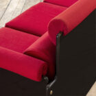 Divano rosso di Luigi Caccia Dominioni per Azucena