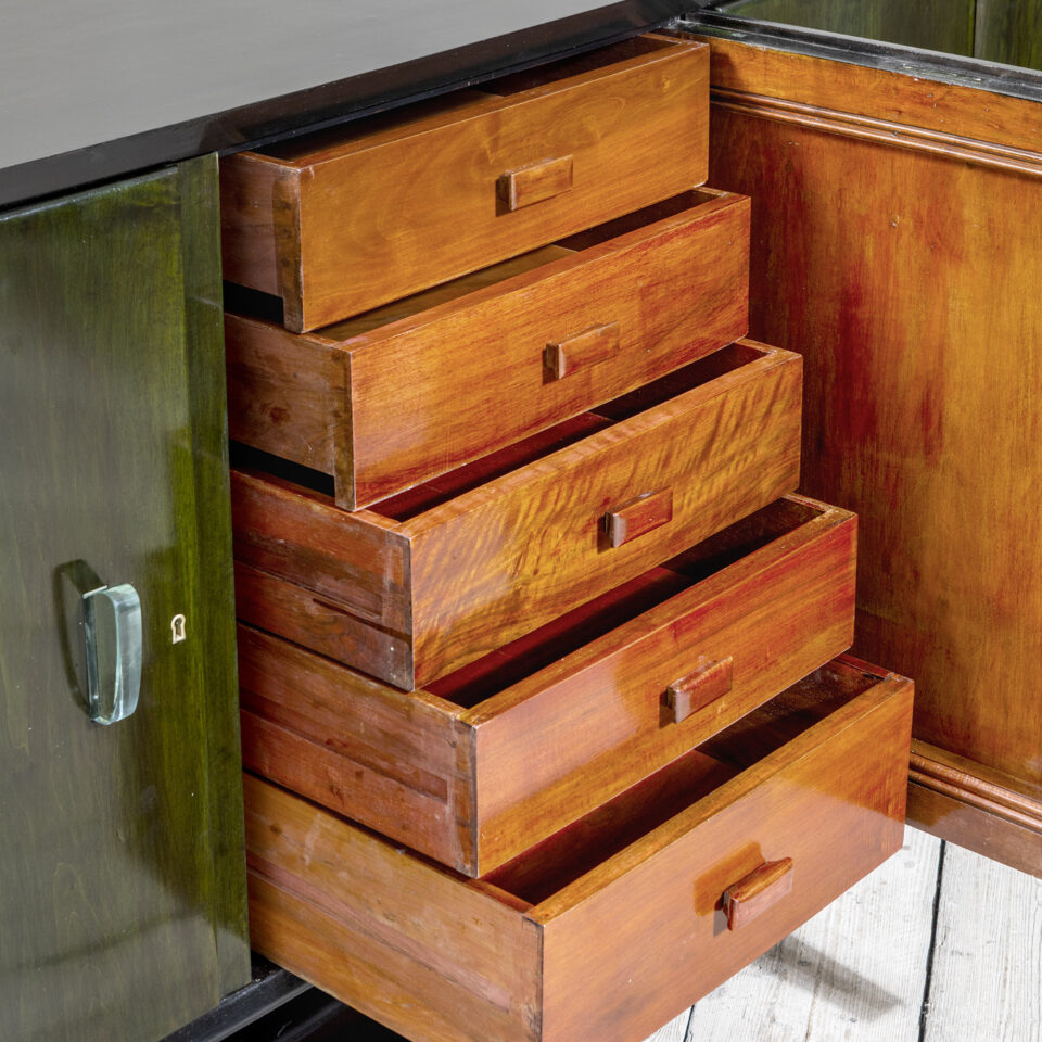 Sideboard in legno di Vittorio Valabrega Sideboard in legno di Vittorio Valabrega