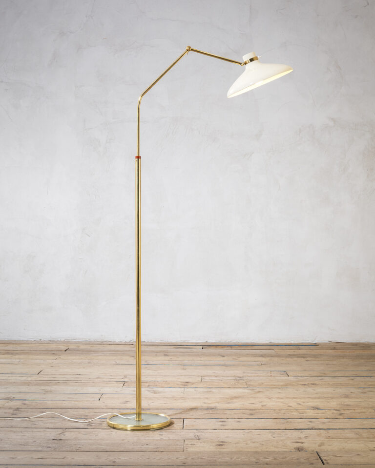 Lampada da terra mod. 1967 di Gio Ponti per Fontana Arte Lampada da terra mod. 1967 di Gio Ponti per Fontana Arte