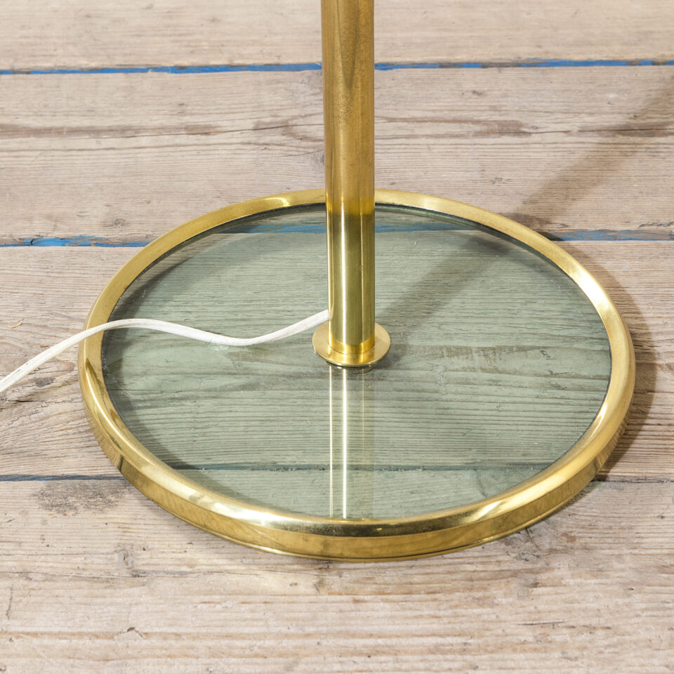 Lampada da terra mod. 1967 di Gio Ponti per Fontana Arte Lampada da terra mod. 1967 di Gio Ponti per Fontana Arte