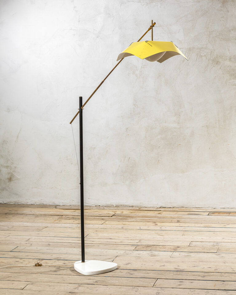 Lampada da tavolo di Angelo Lelii per Arredoluce, 1950 Lampada da tavolo di Angelo Lelii per Arredoluce, 1950